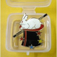 MAGICIAN’S LAPEL PIN – RABBIT IN HAT